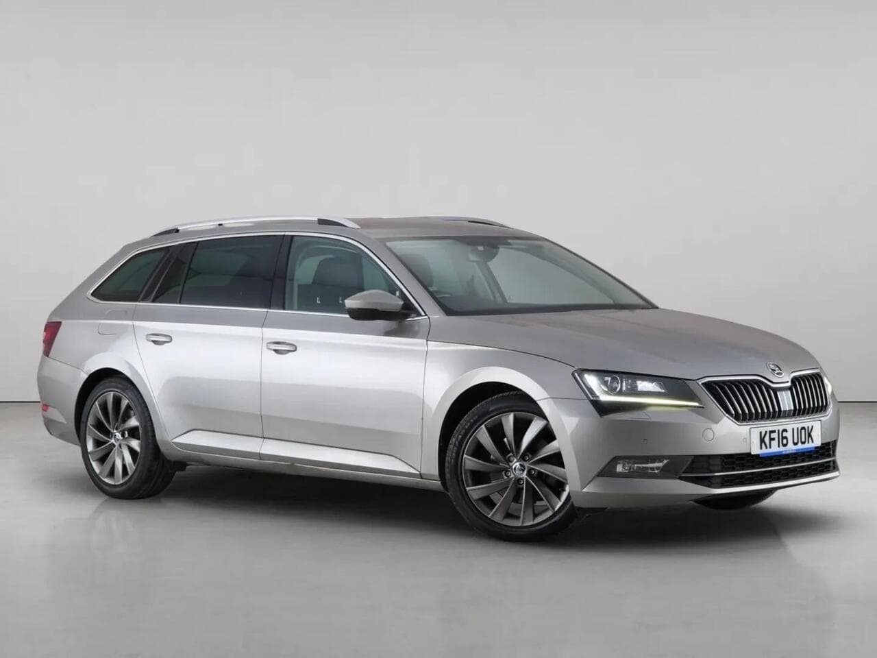 Skoda Superb - Skoda Superb 1.4 TSI ACT SE L Executive DSG Euro 6 (s/s) 5dr