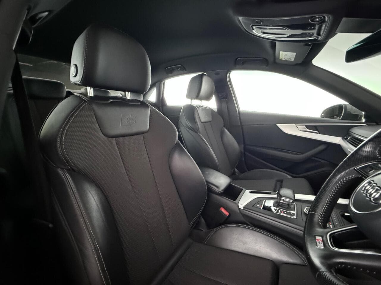 Audi A4 thumbnail Seat Driver