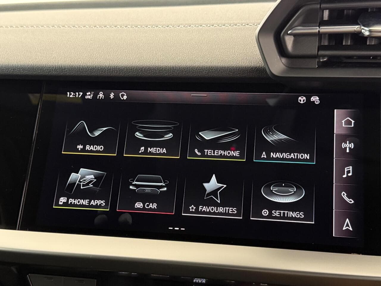Audi A3 thumbnail Infotainment System