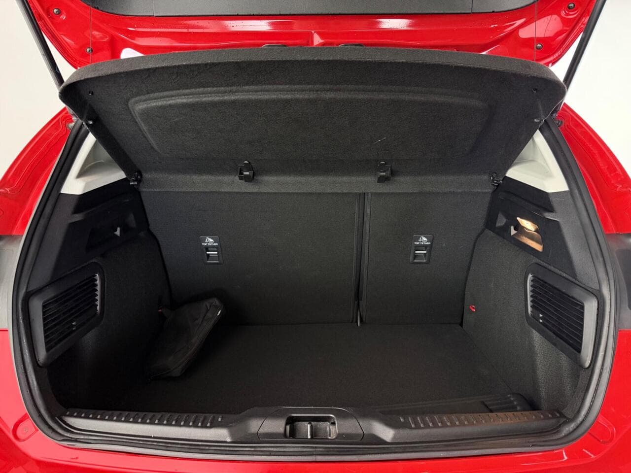 Ford Focus thumbnail Boot