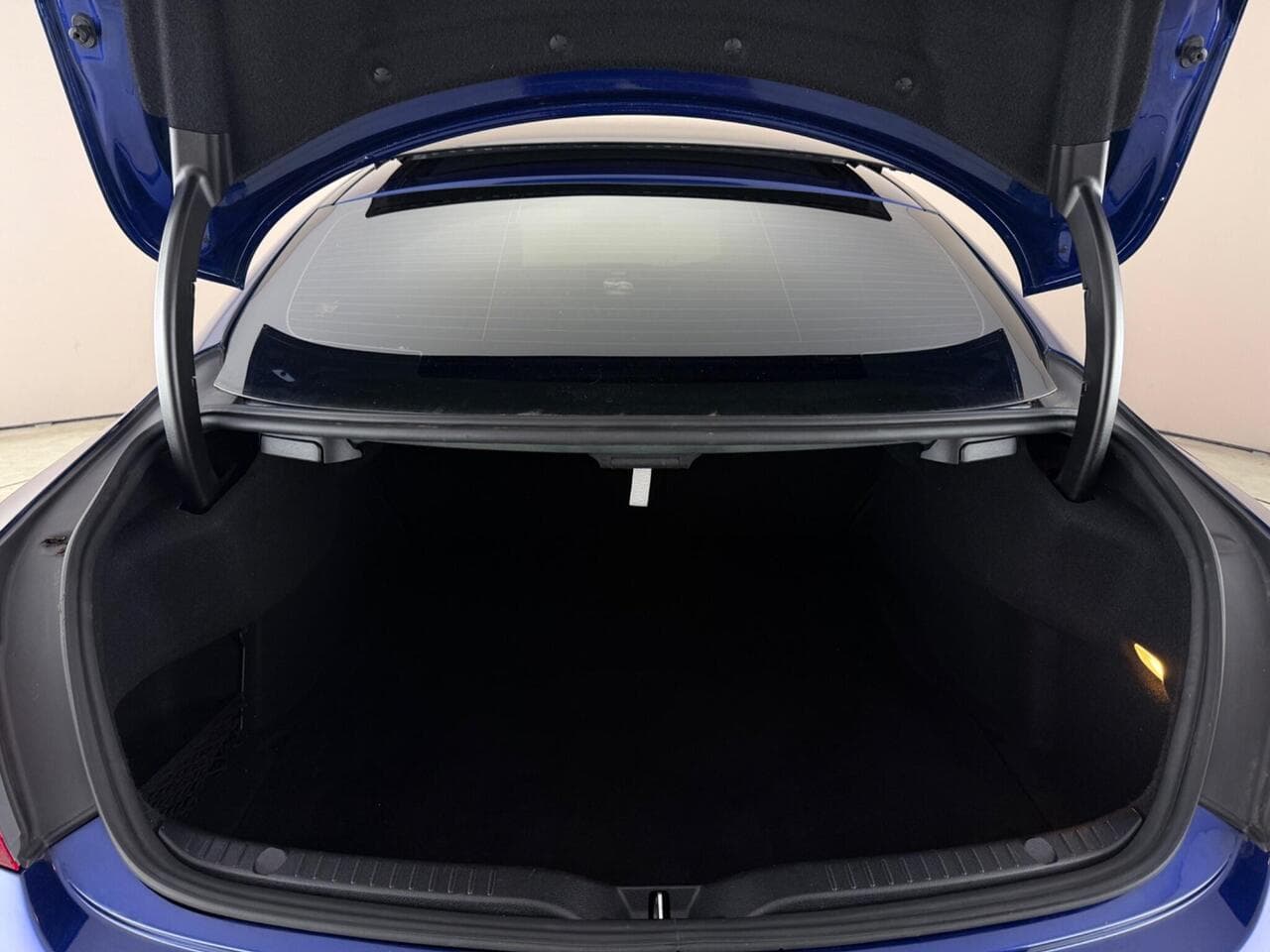 Mercedes-Benz C Class thumbnail Boot