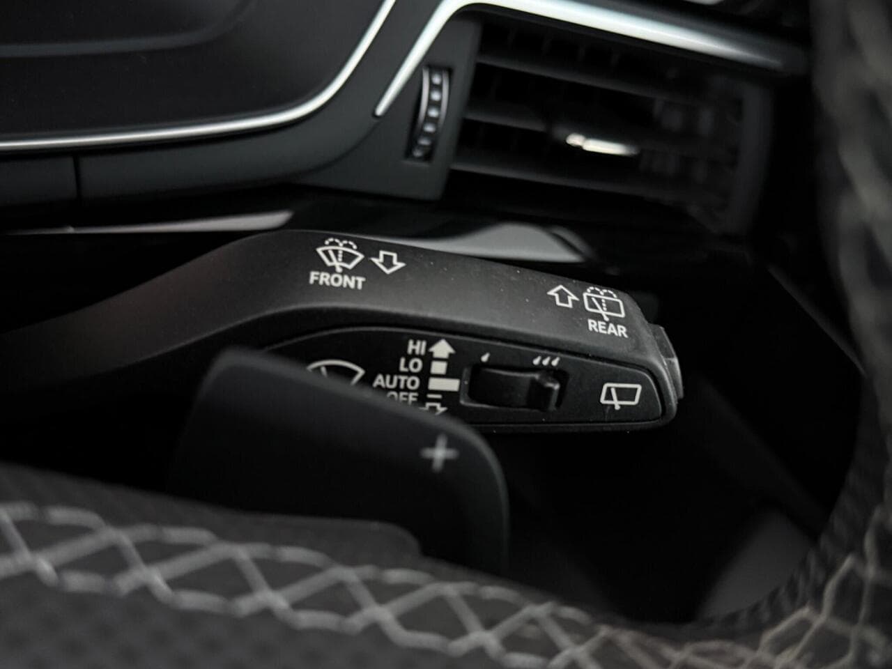 Audi A4 Avant thumbnail Misc Controls