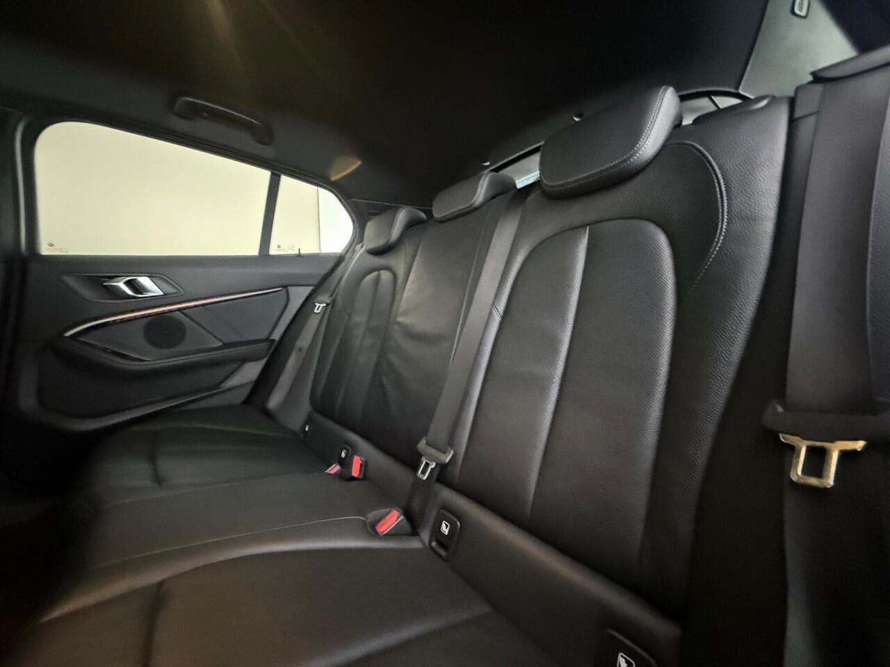 BMW 1 Series thumbnail Seats Rear