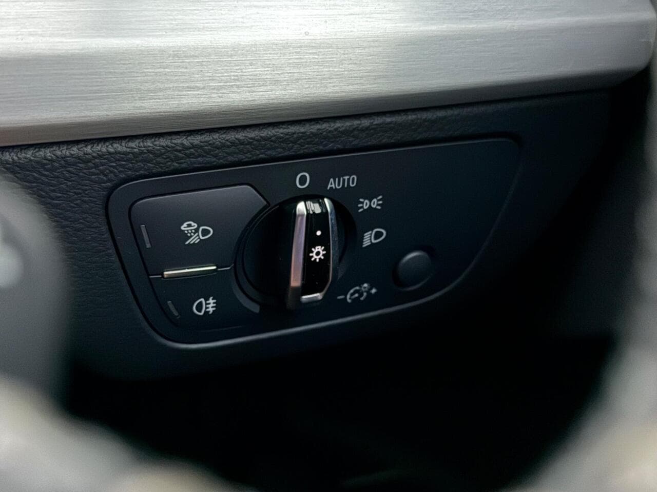 Audi Q5 thumbnail Misc Controls