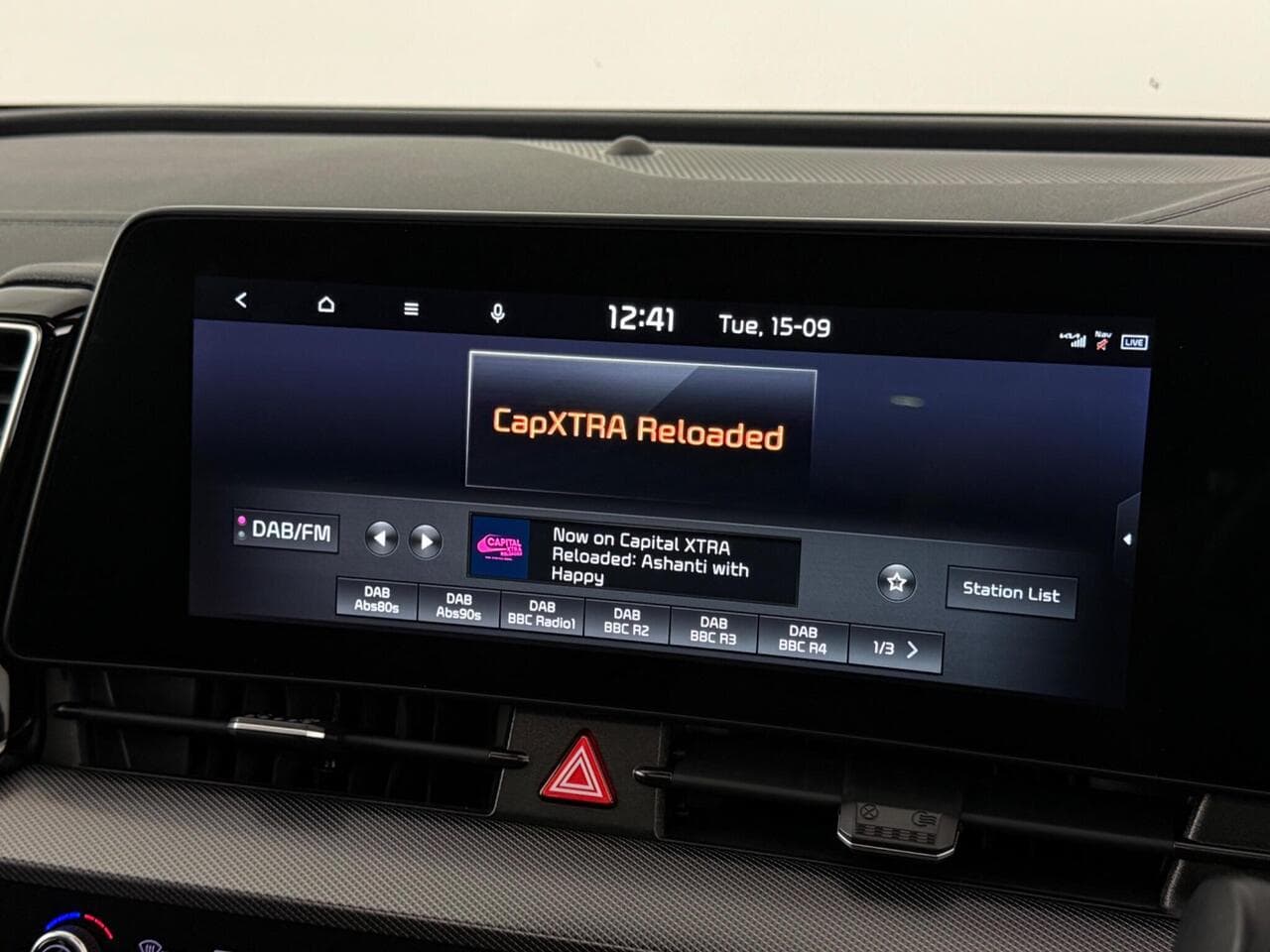 Kia Sportage thumbnail Infotainment System