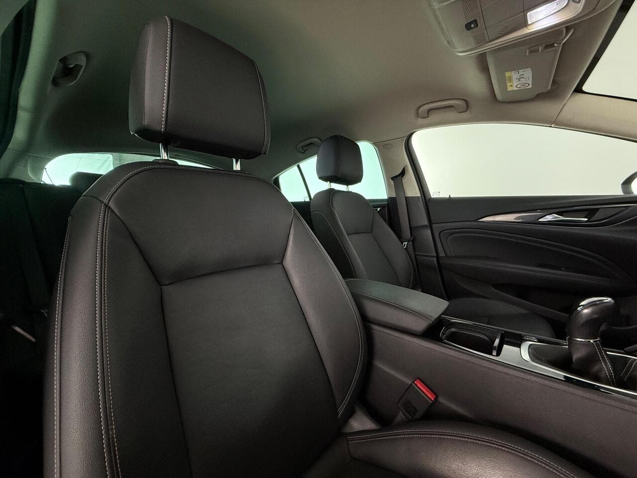 Vauxhall Insignia thumbnail Seat Driver