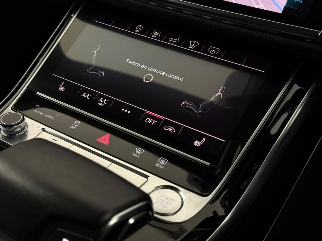 Audi A8 thumbnail Infotainment System