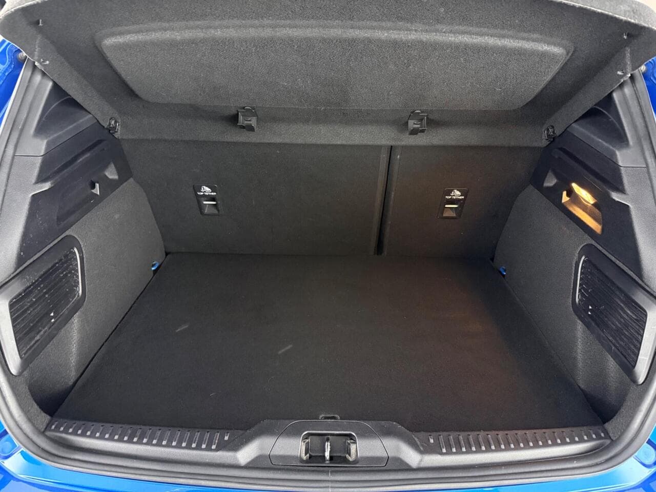 Ford Focus thumbnail Boot
