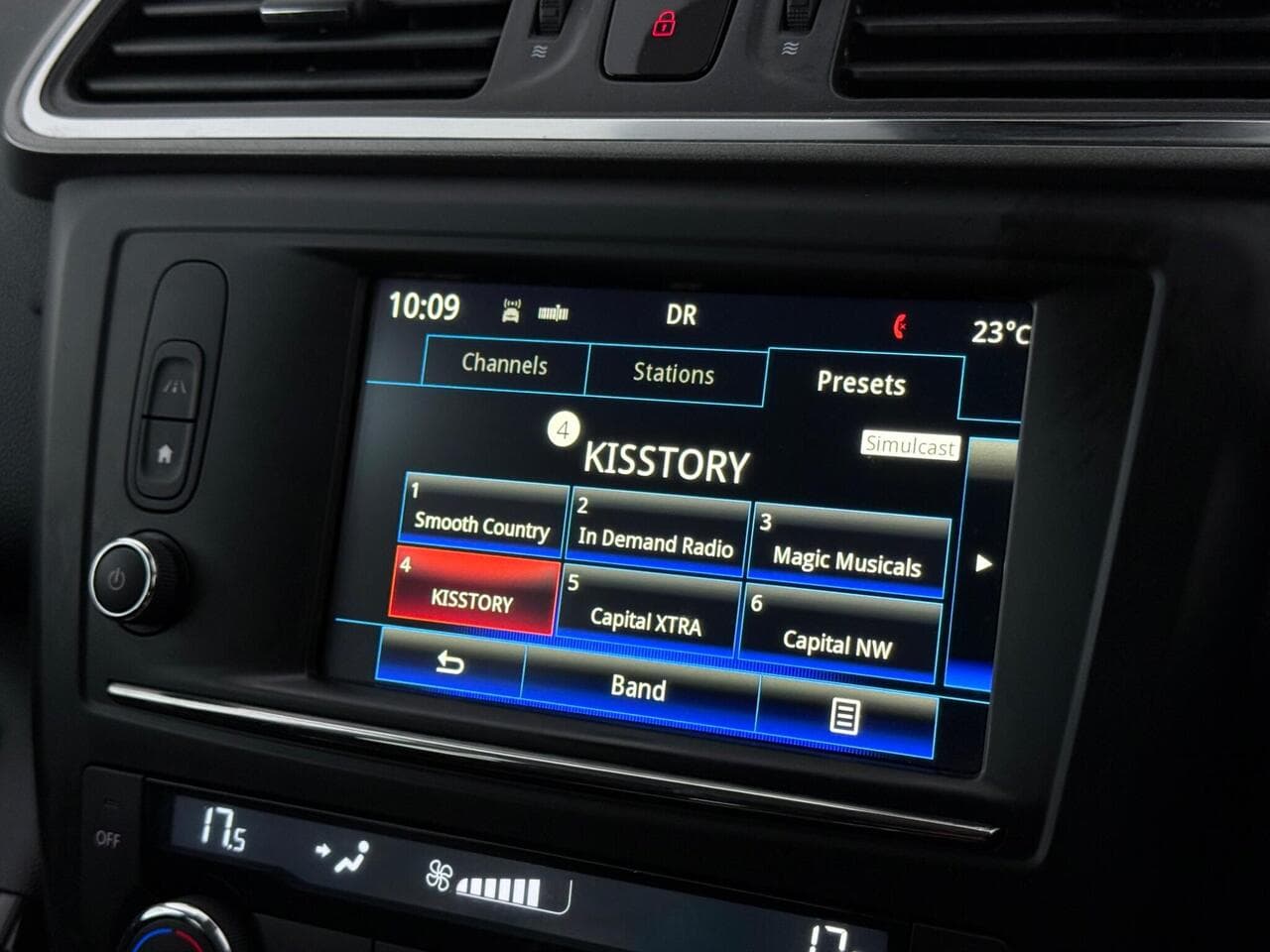 Renault Kadjar thumbnail Infotainment System