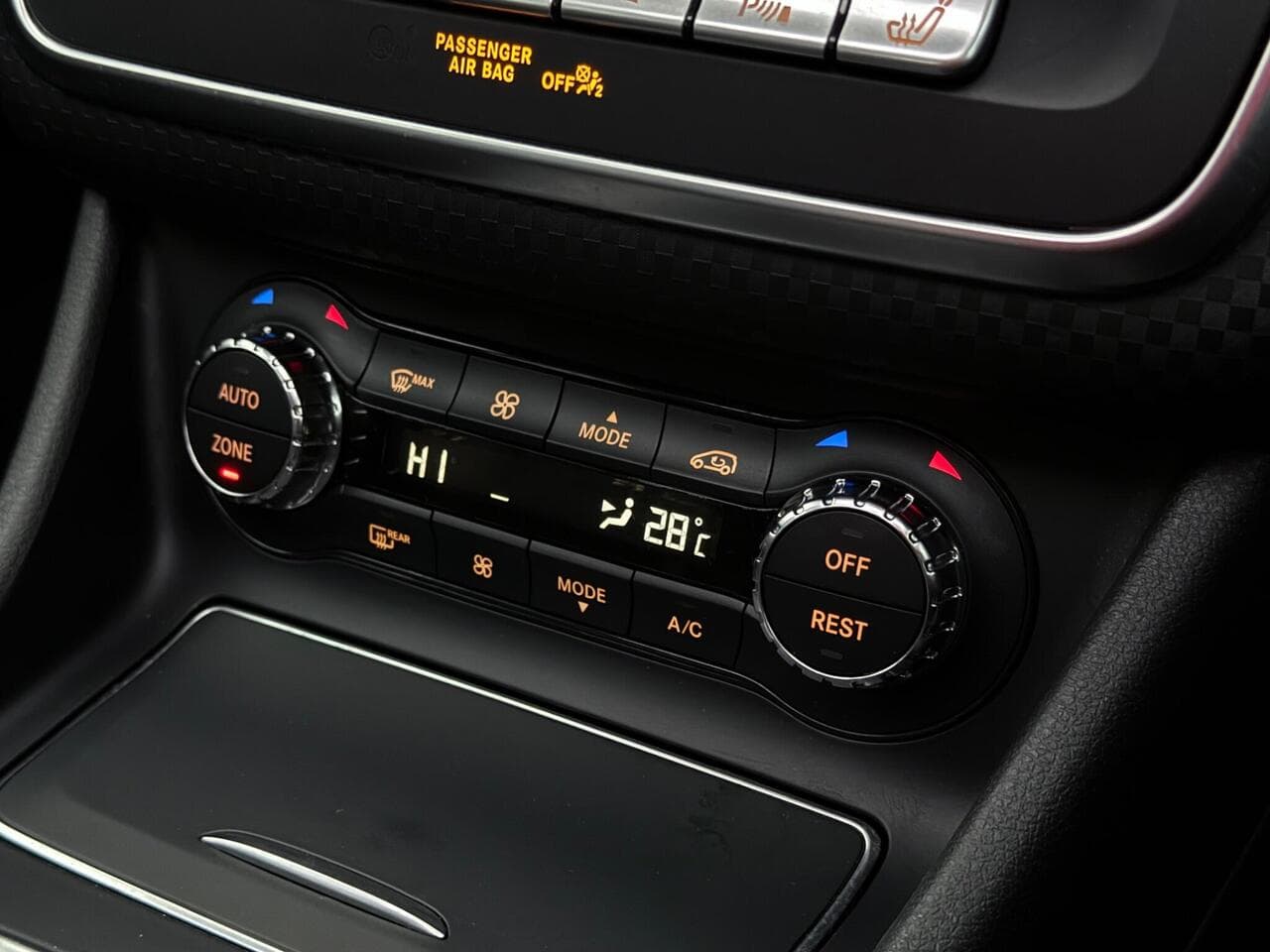 Mercedes-Benz A Class thumbnail Misc Controls