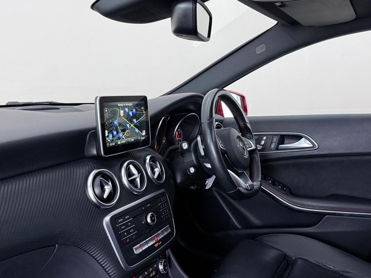 Mercedes-Benz A Class thumbnail Interior Front