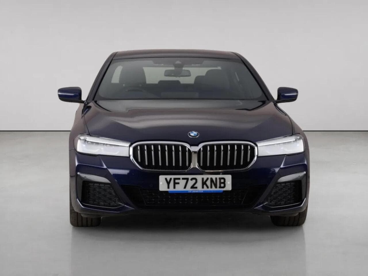 BMW 5 Series thumbnail Front