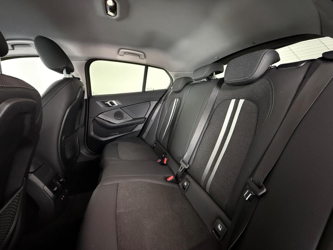 BMW 1 Series thumbnail Seats Rear