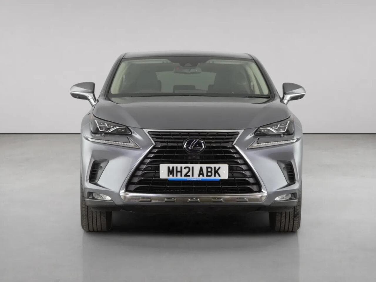 Lexus NX thumbnail Front