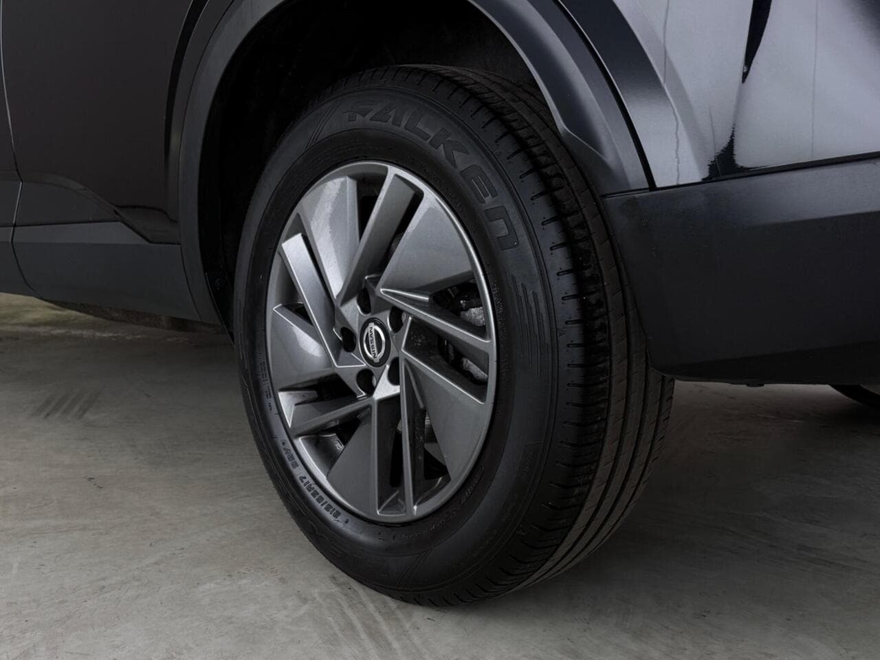 Nissan Qashqai thumbnail Wheel