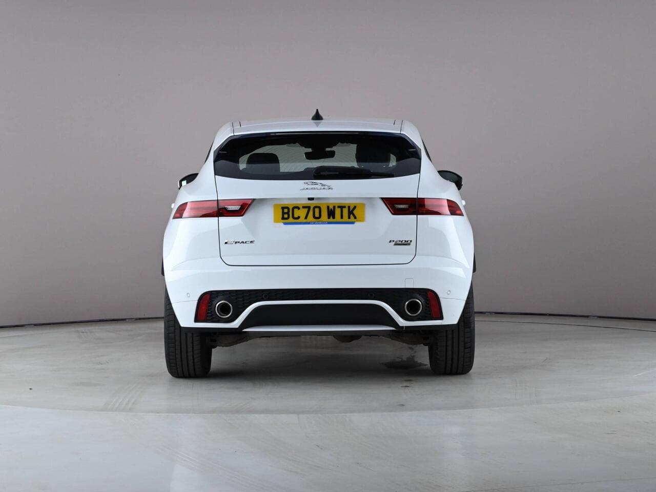 Jaguar E-PACE thumbnail Rear
