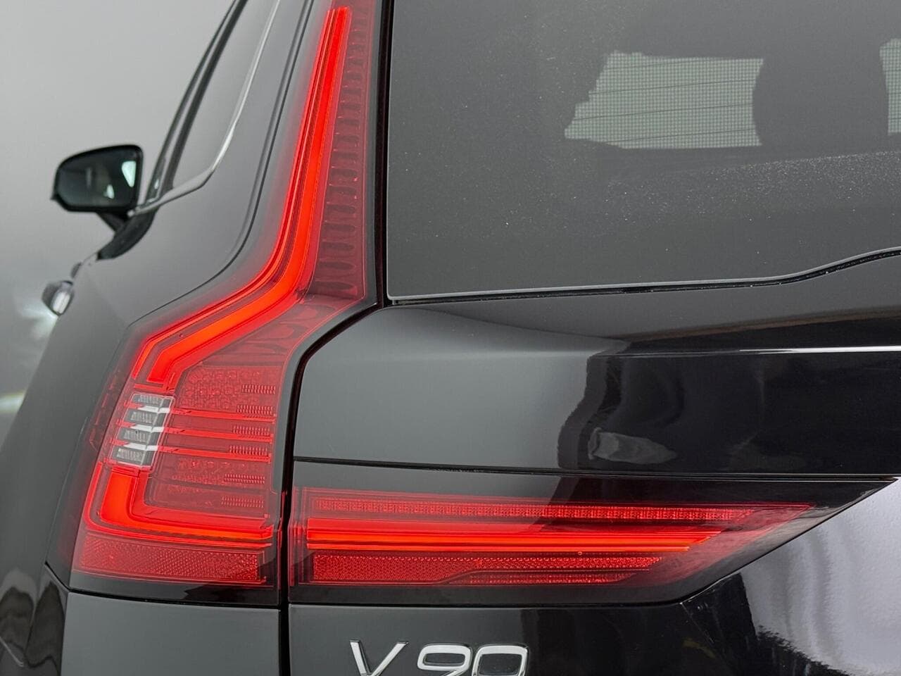 Volvo V90 thumbnail Lights Rear