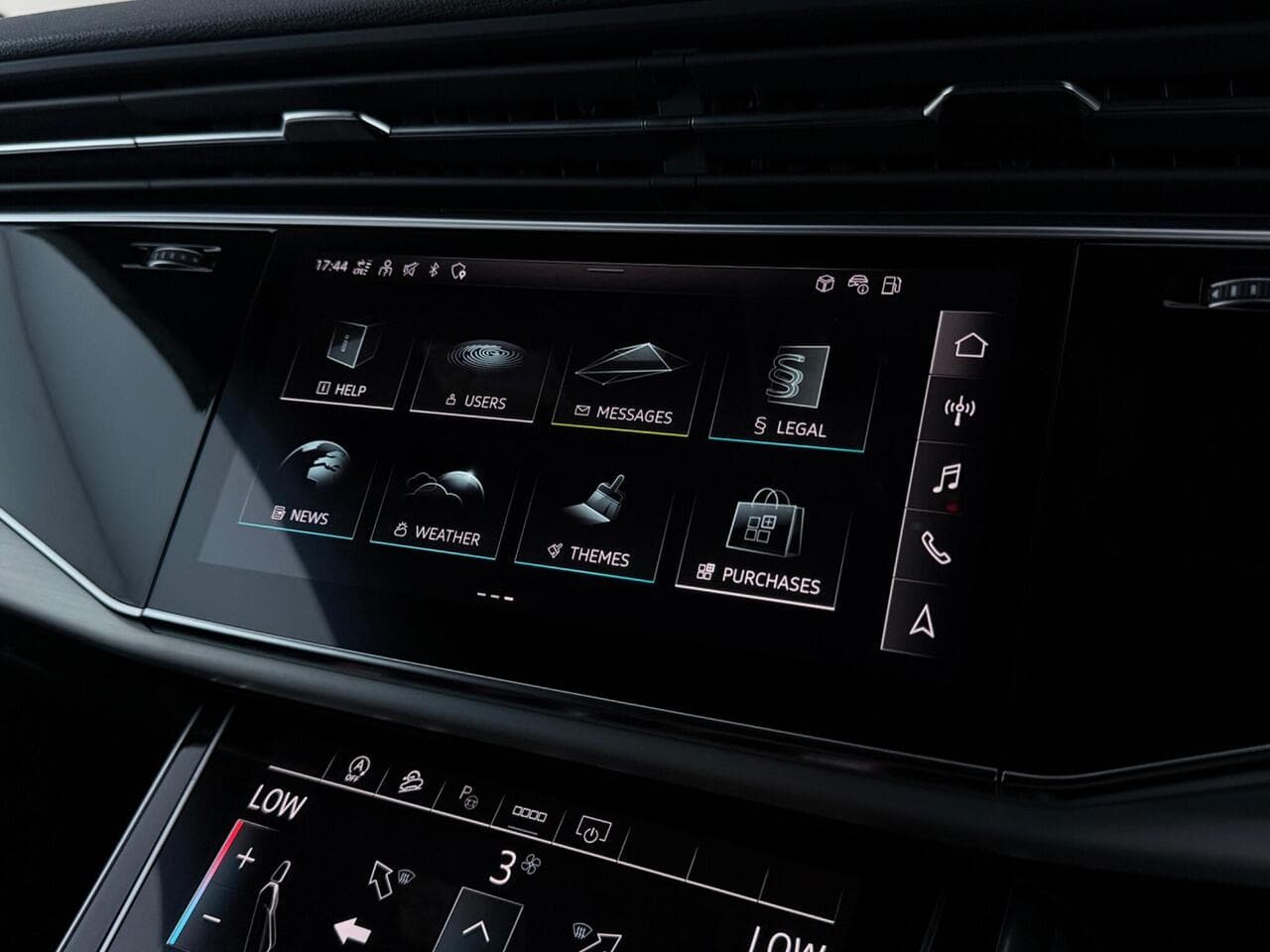 Audi Q8 thumbnail Infotainment System