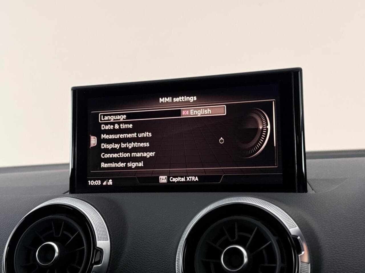 Audi Q2 thumbnail Infotainment System
