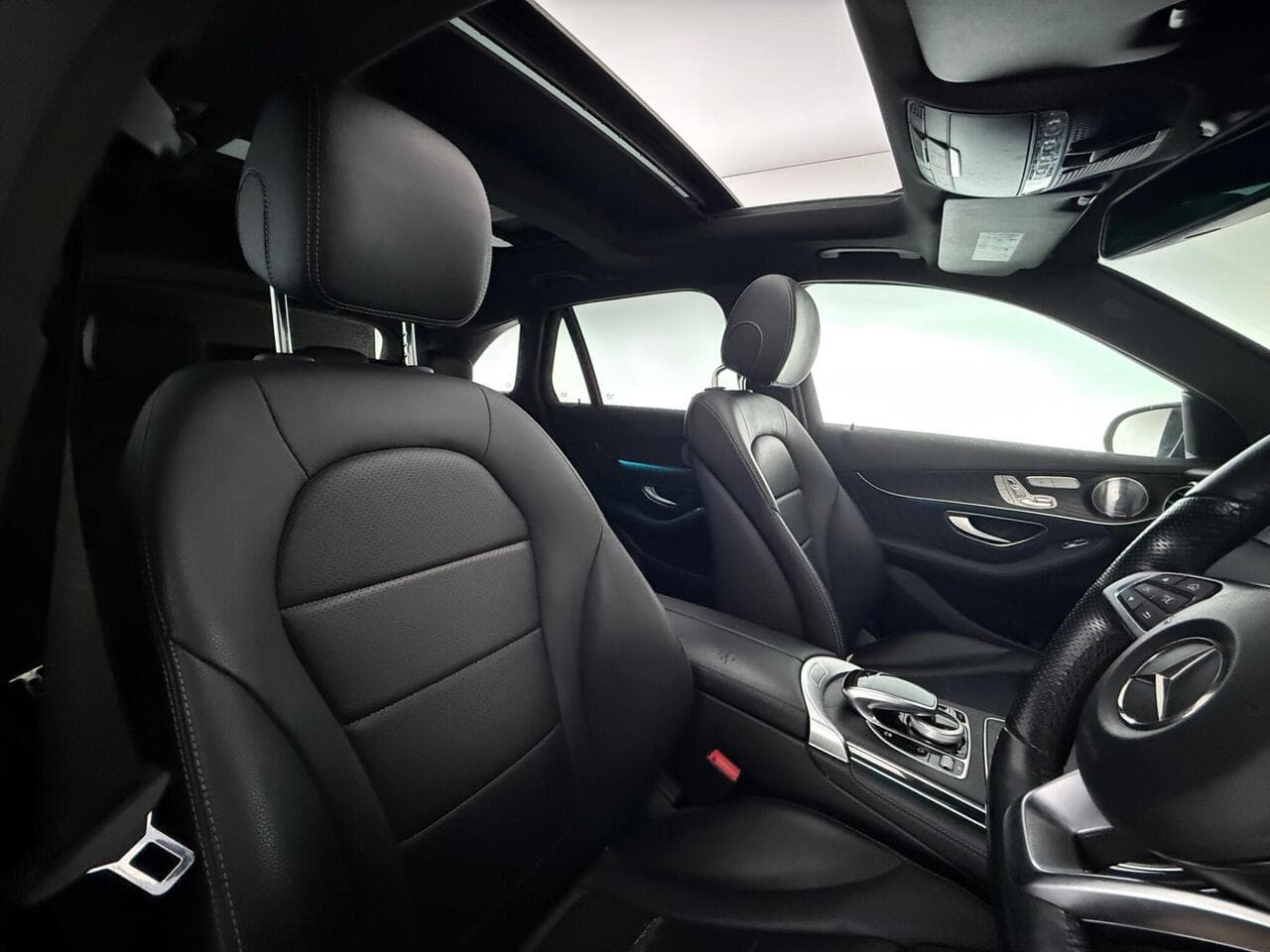 Mercedes-Benz GLC thumbnail Seat Driver