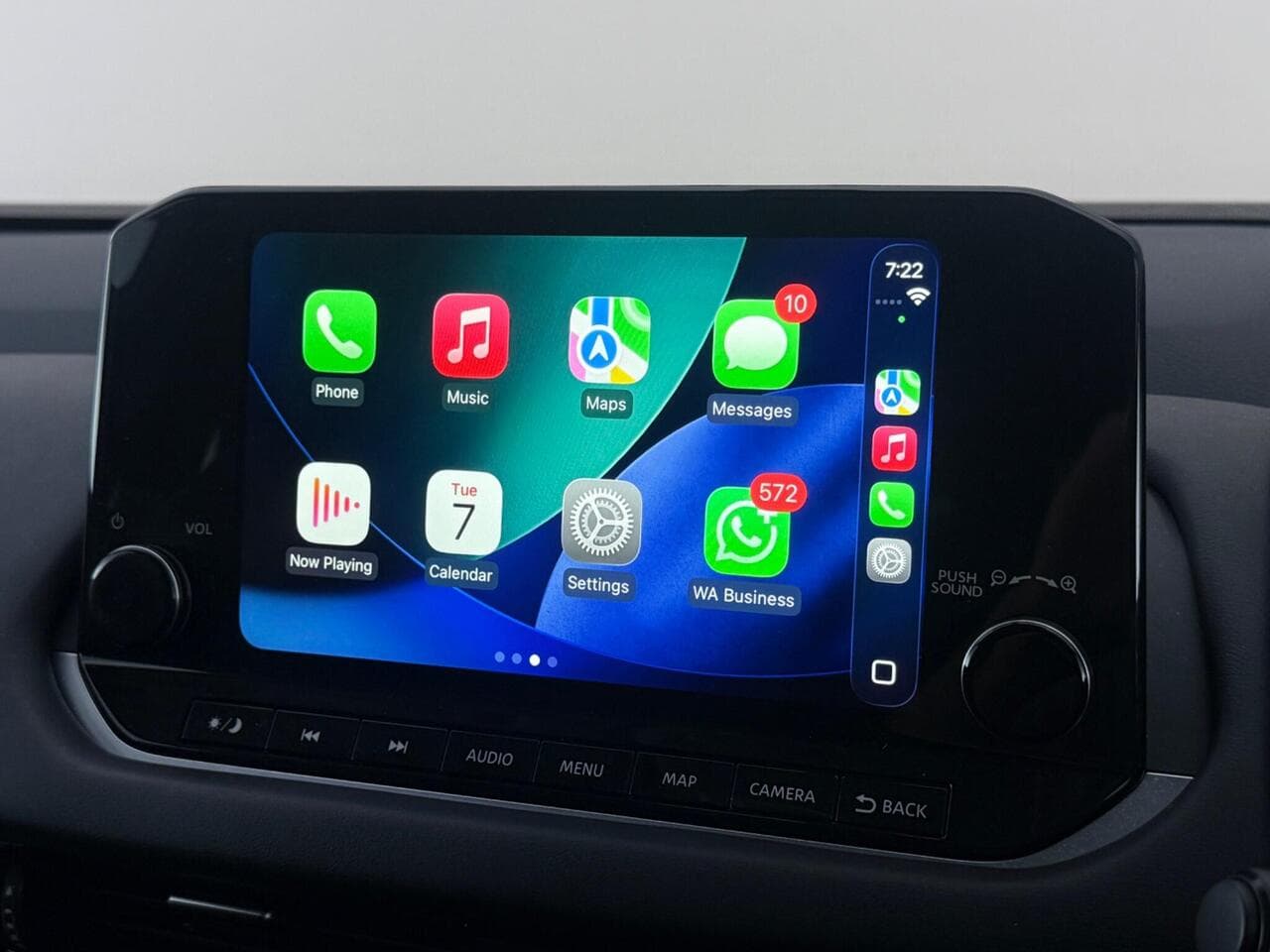 Nissan Qashqai thumbnail Infotainment System