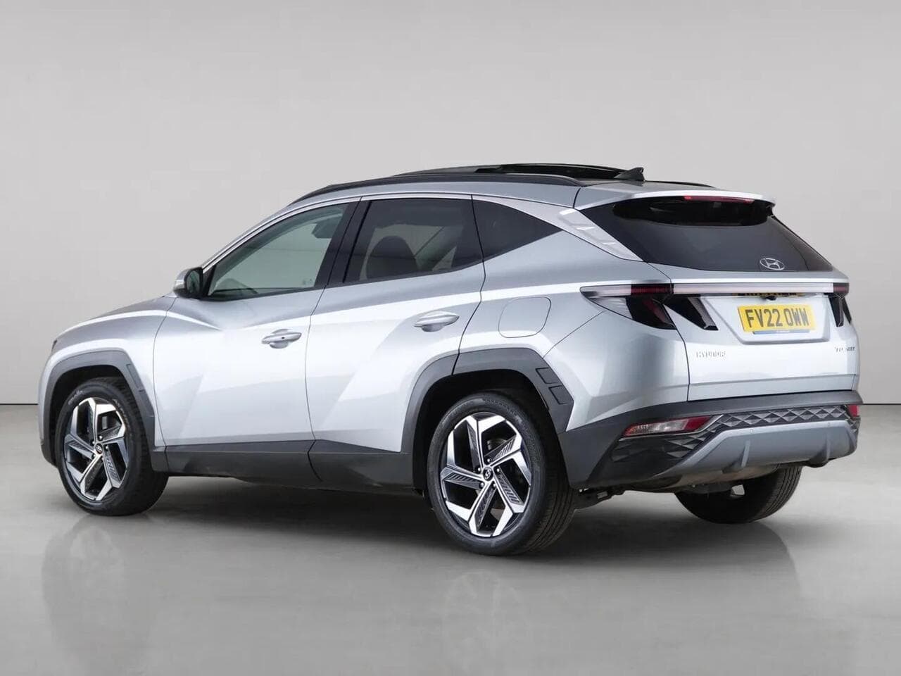 Hyundai TUCSON thumbnail Rear Left