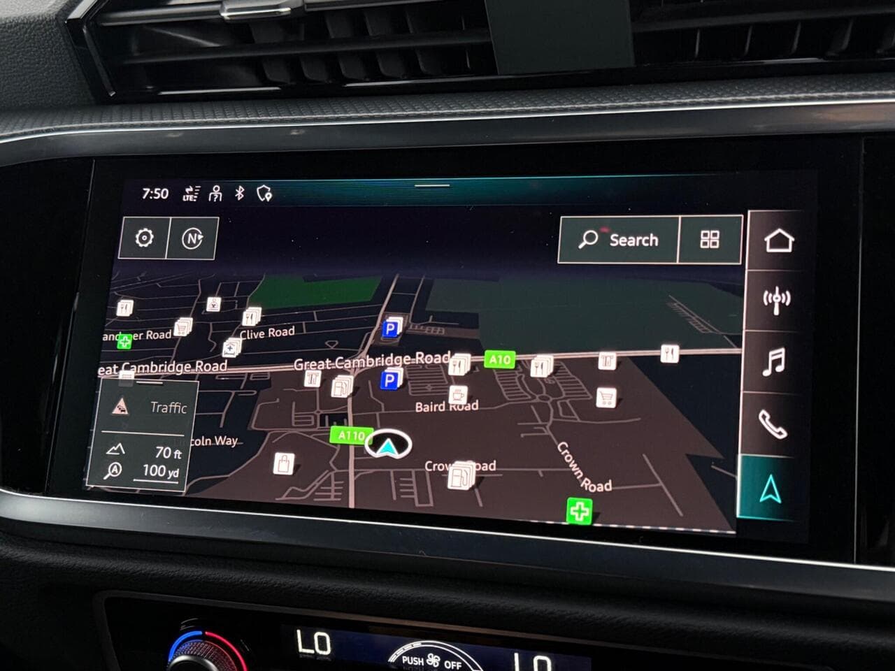 Audi Q3 thumbnail Infotainment System