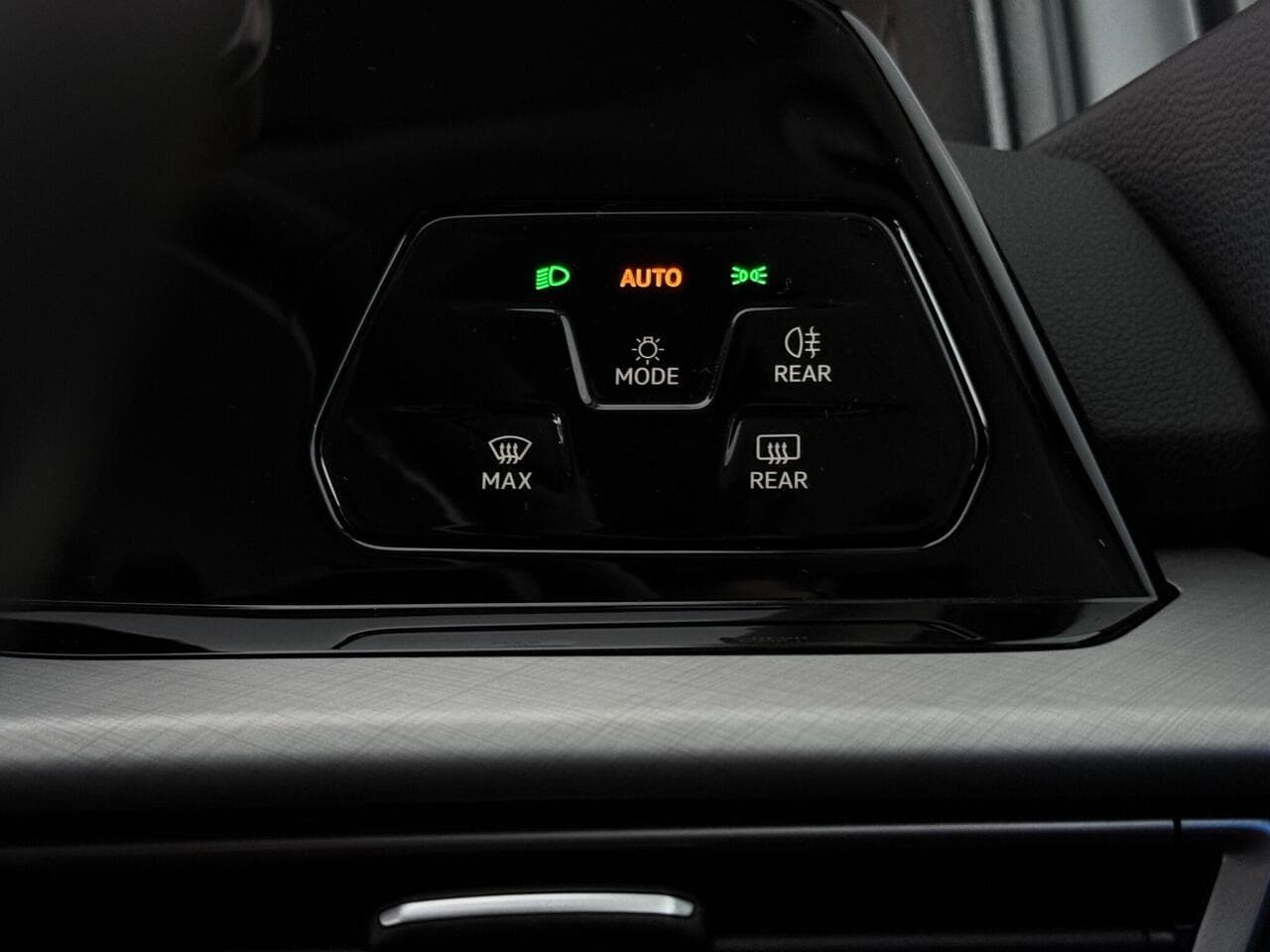 Volkswagen Golf thumbnail Inconclusive