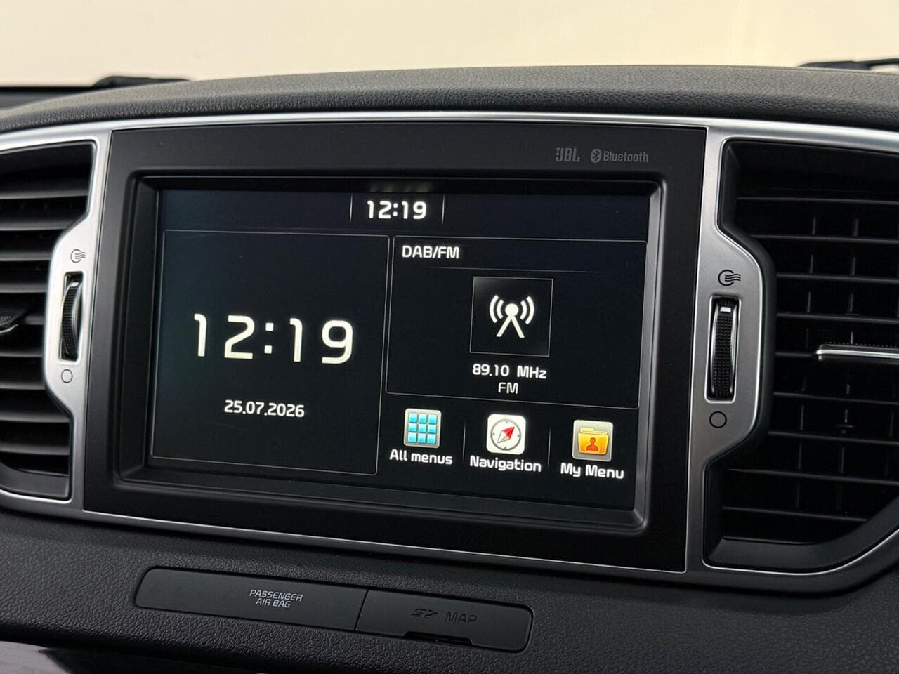 Kia Sportage thumbnail Infotainment System