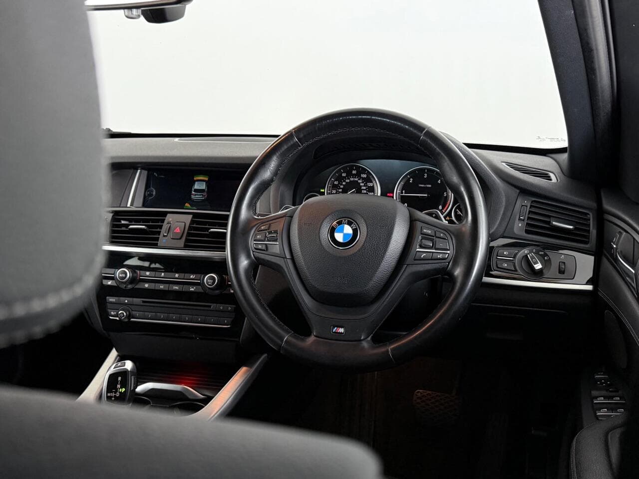 BMW X3 thumbnail Steering Wheel