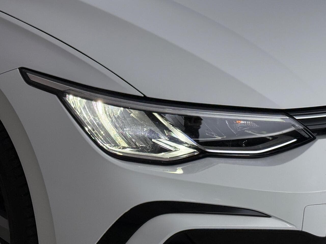 Volkswagen Golf thumbnail Lights Front