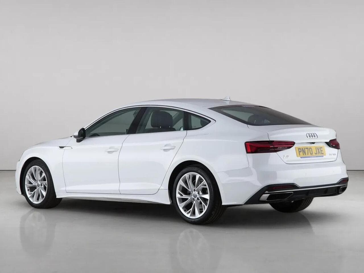 Audi A5 thumbnail Rear Left