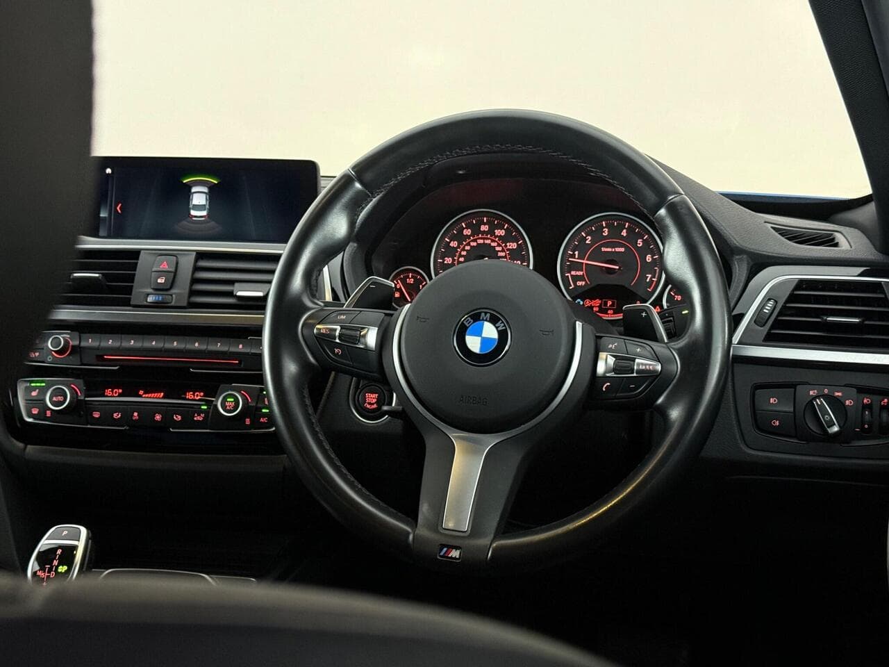BMW 3 Series thumbnail Steering Wheel