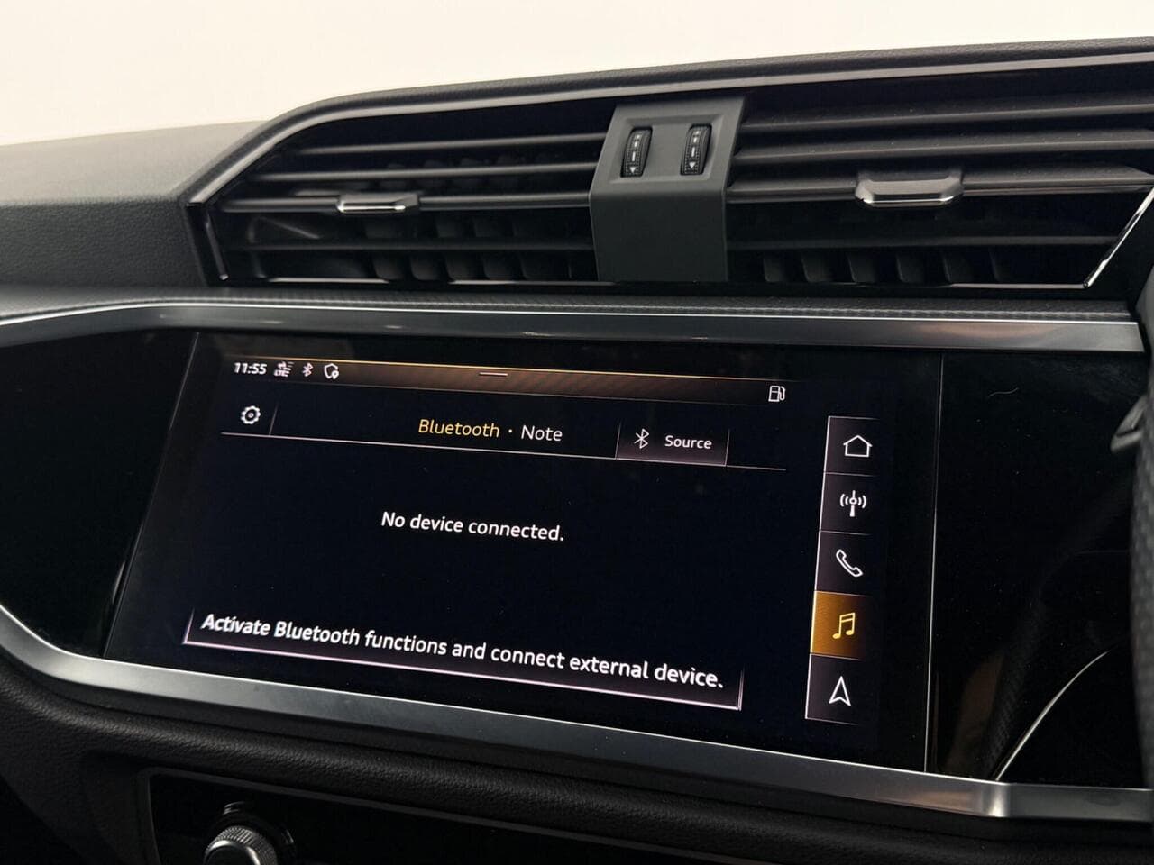 Audi Q3 thumbnail Infotainment System