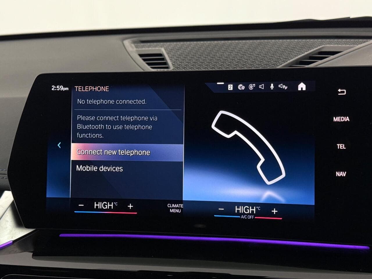 BMW X1 thumbnail Infotainment System