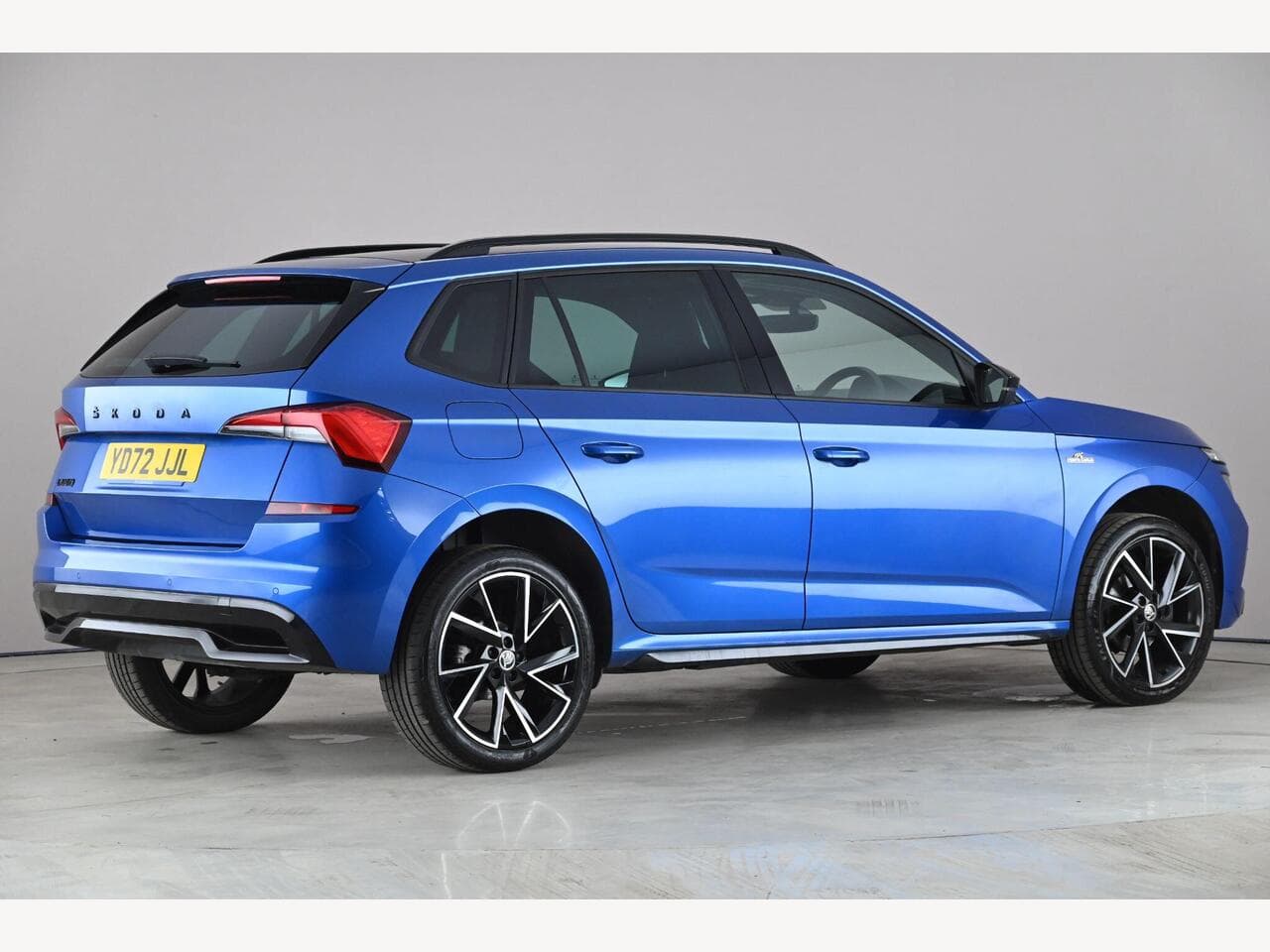 Skoda Kamiq thumbnail Rear Right