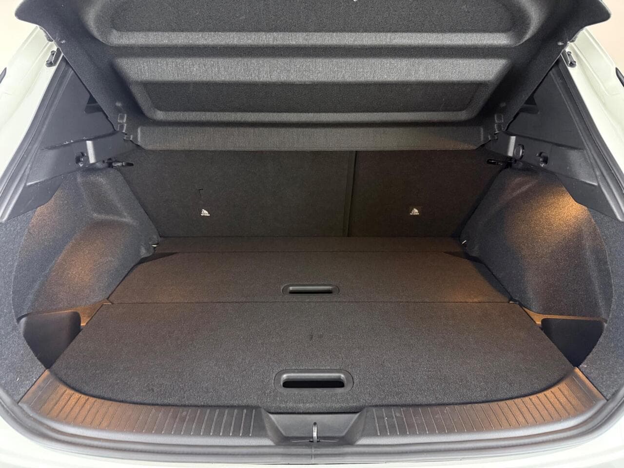 Nissan Qashqai thumbnail Boot