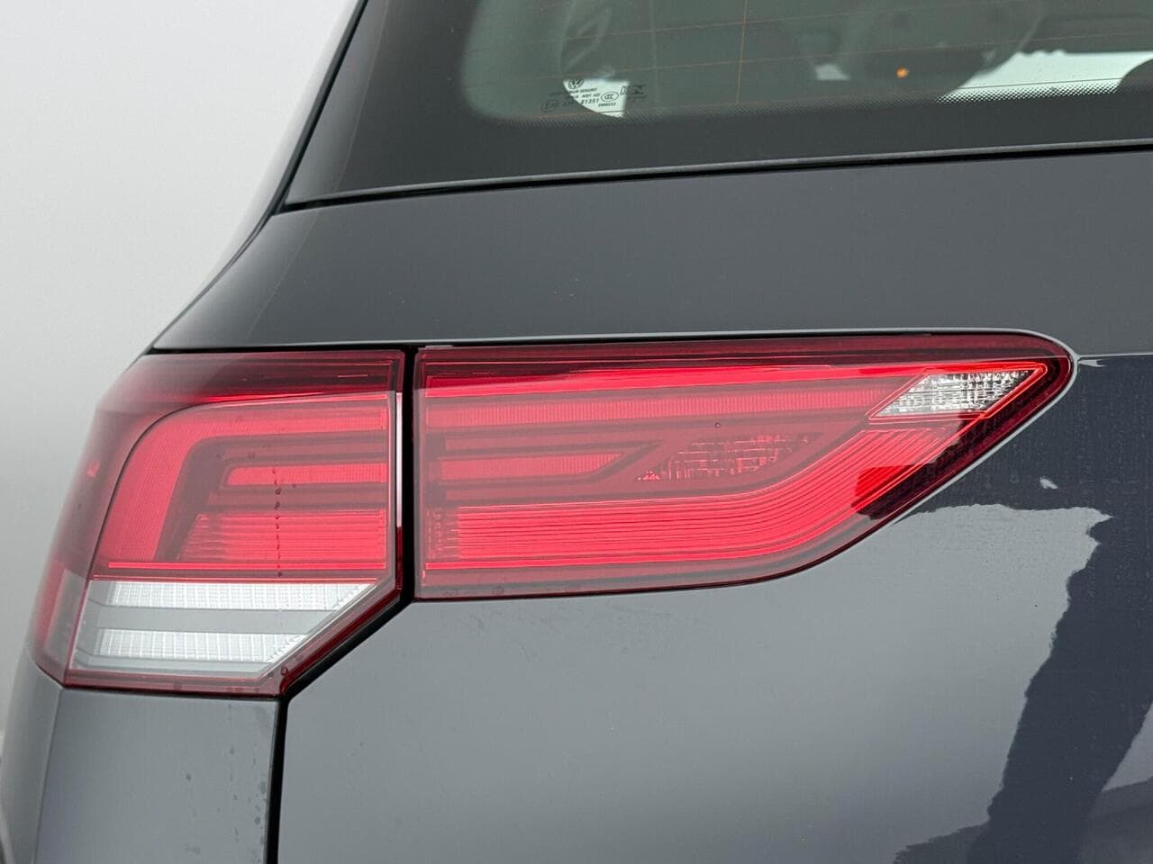 Volkswagen Golf thumbnail Lights Rear