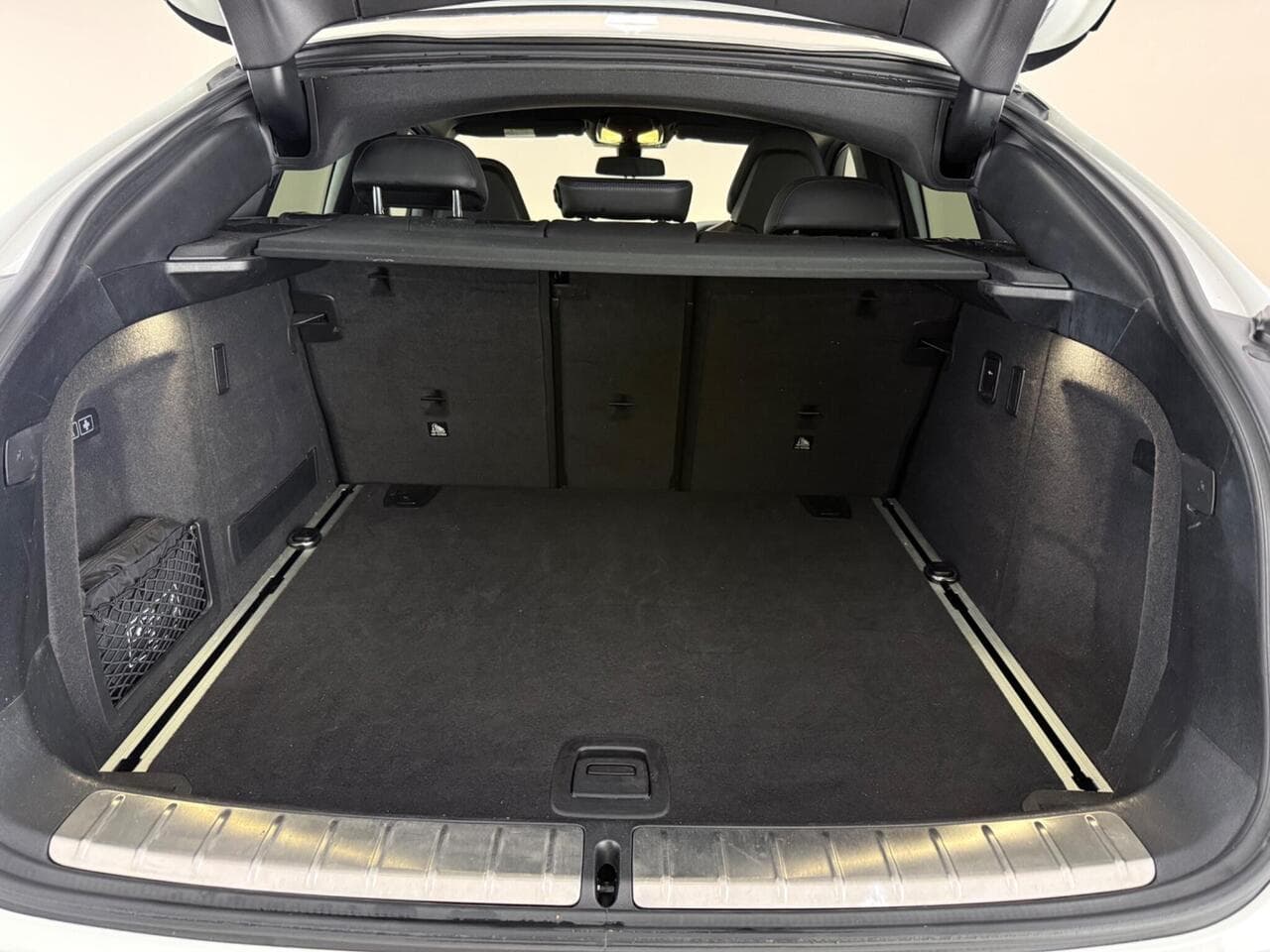 BMW X4 thumbnail Boot