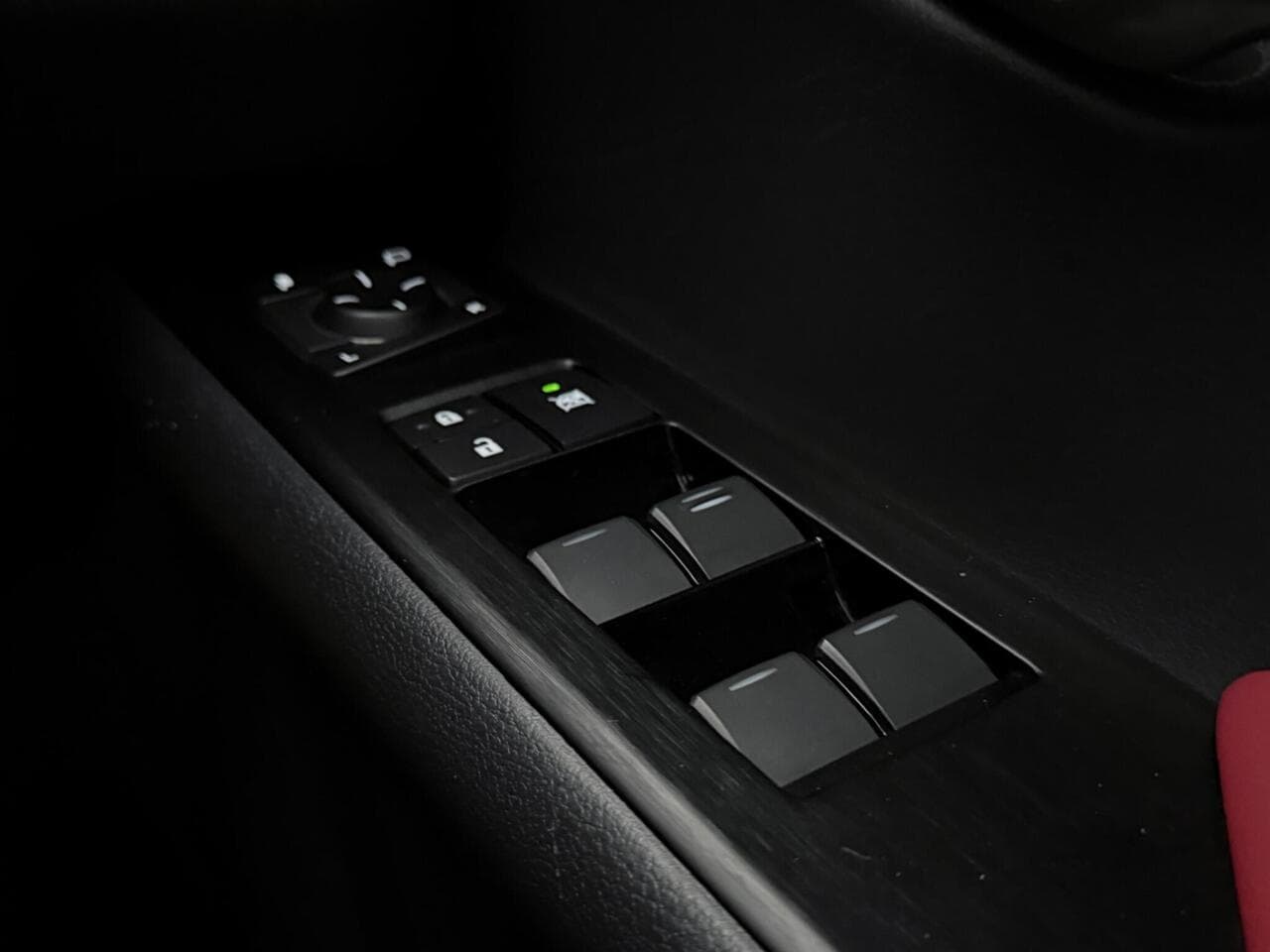 Lexus UX thumbnail Misc Controls