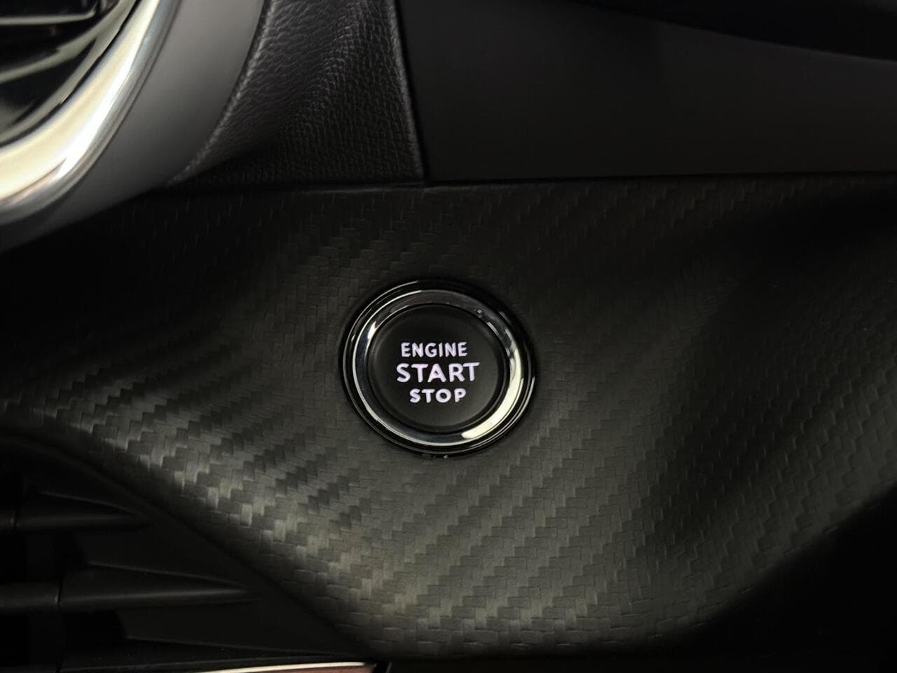 Peugeot 208 thumbnail Misc Controls