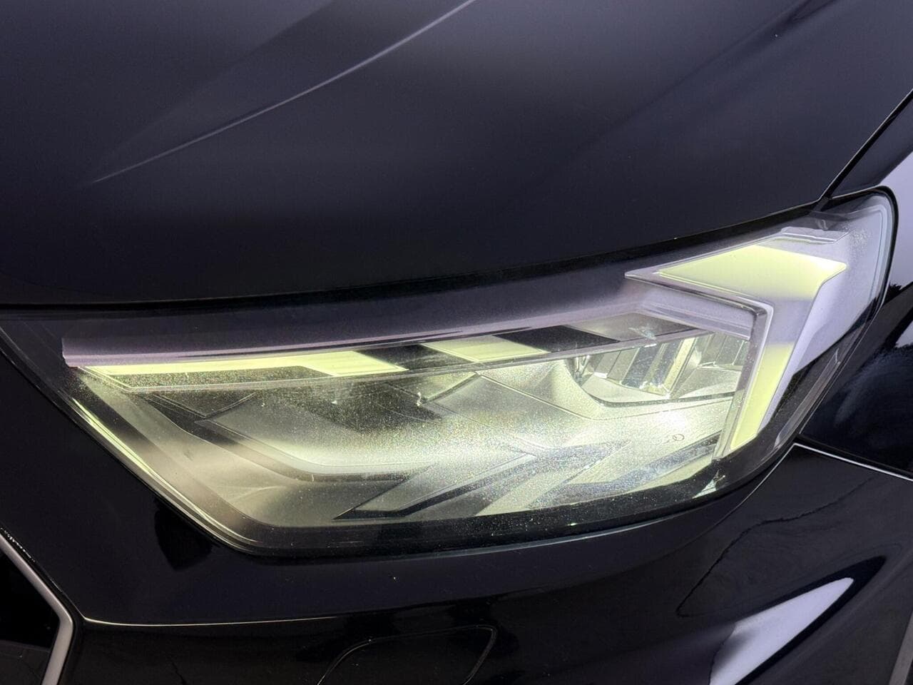Audi A1 thumbnail Lights Front