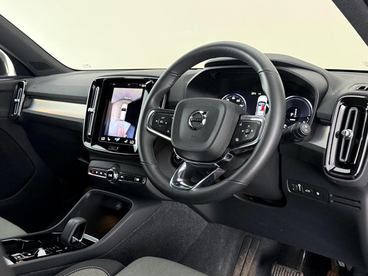 Volvo XC40 thumbnail Interior Front