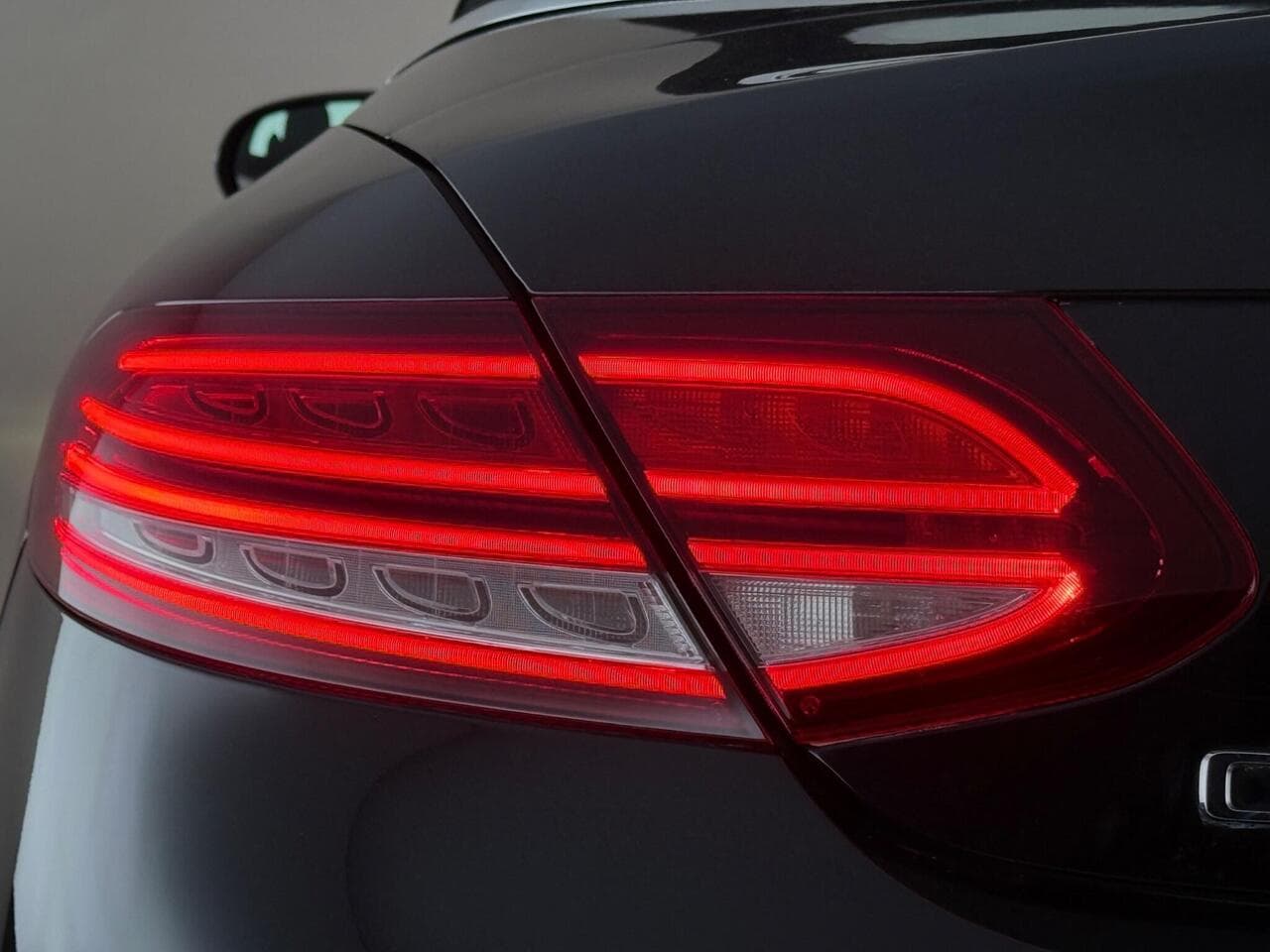 Mercedes-Benz C Class thumbnail Lights Rear