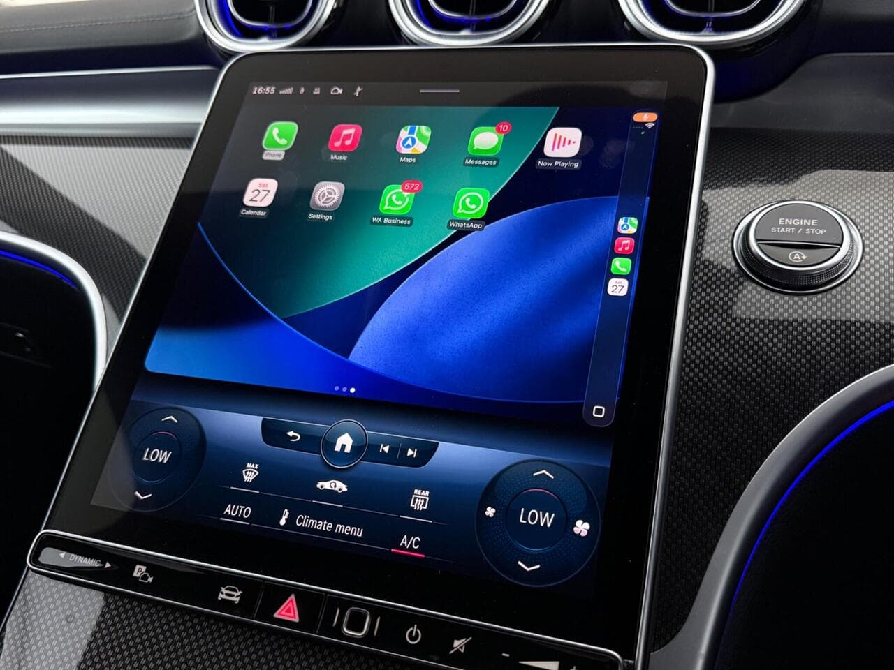 Mercedes-Benz C Class thumbnail Infotainment System