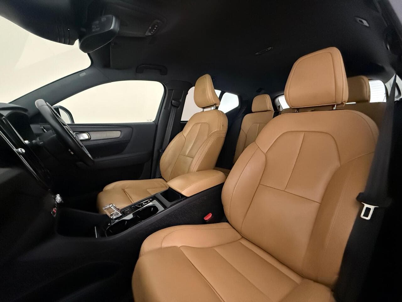 Volvo XC40 thumbnail Seat Front Passenger