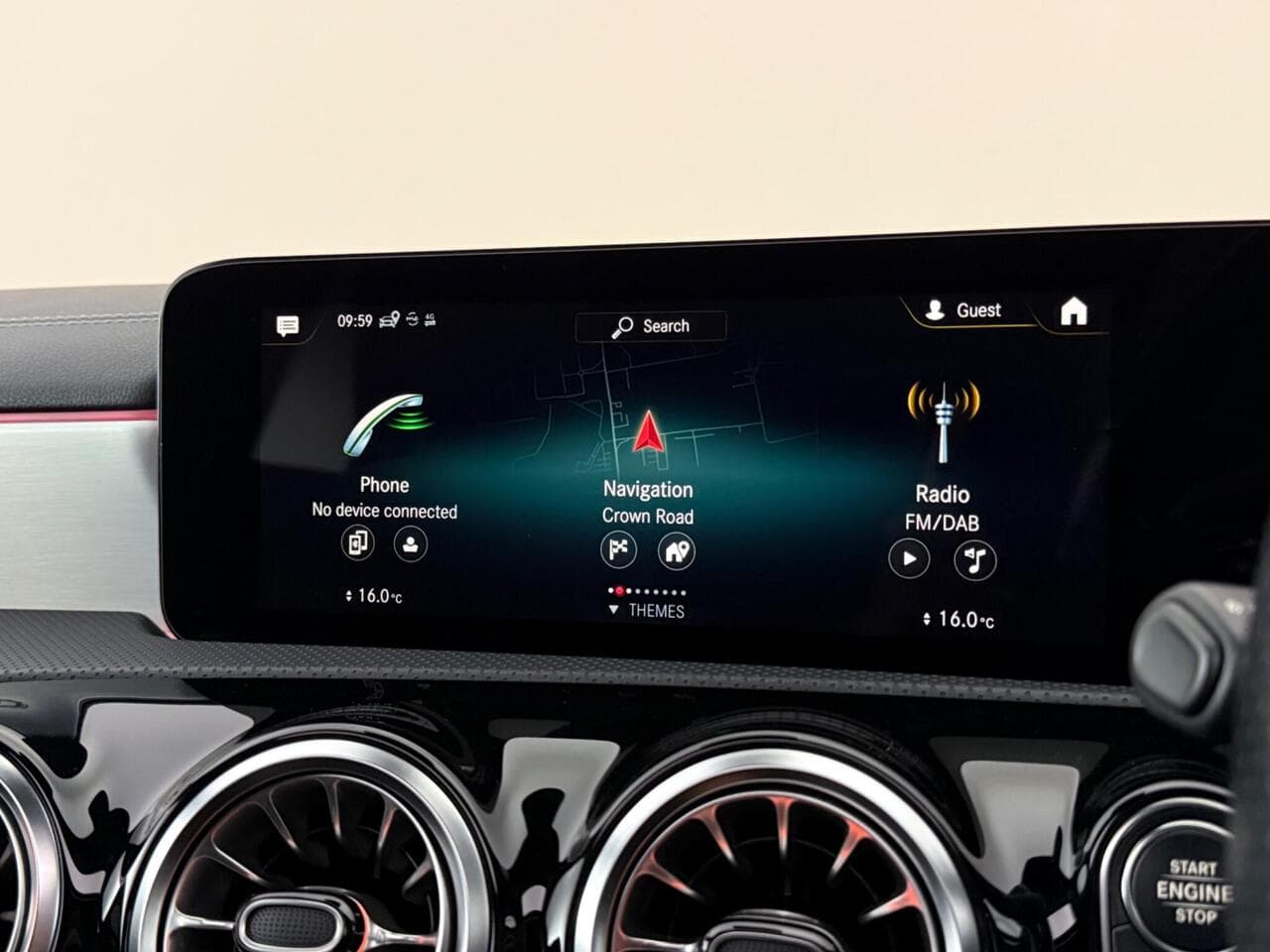 Mercedes-Benz CLA thumbnail Infotainment System