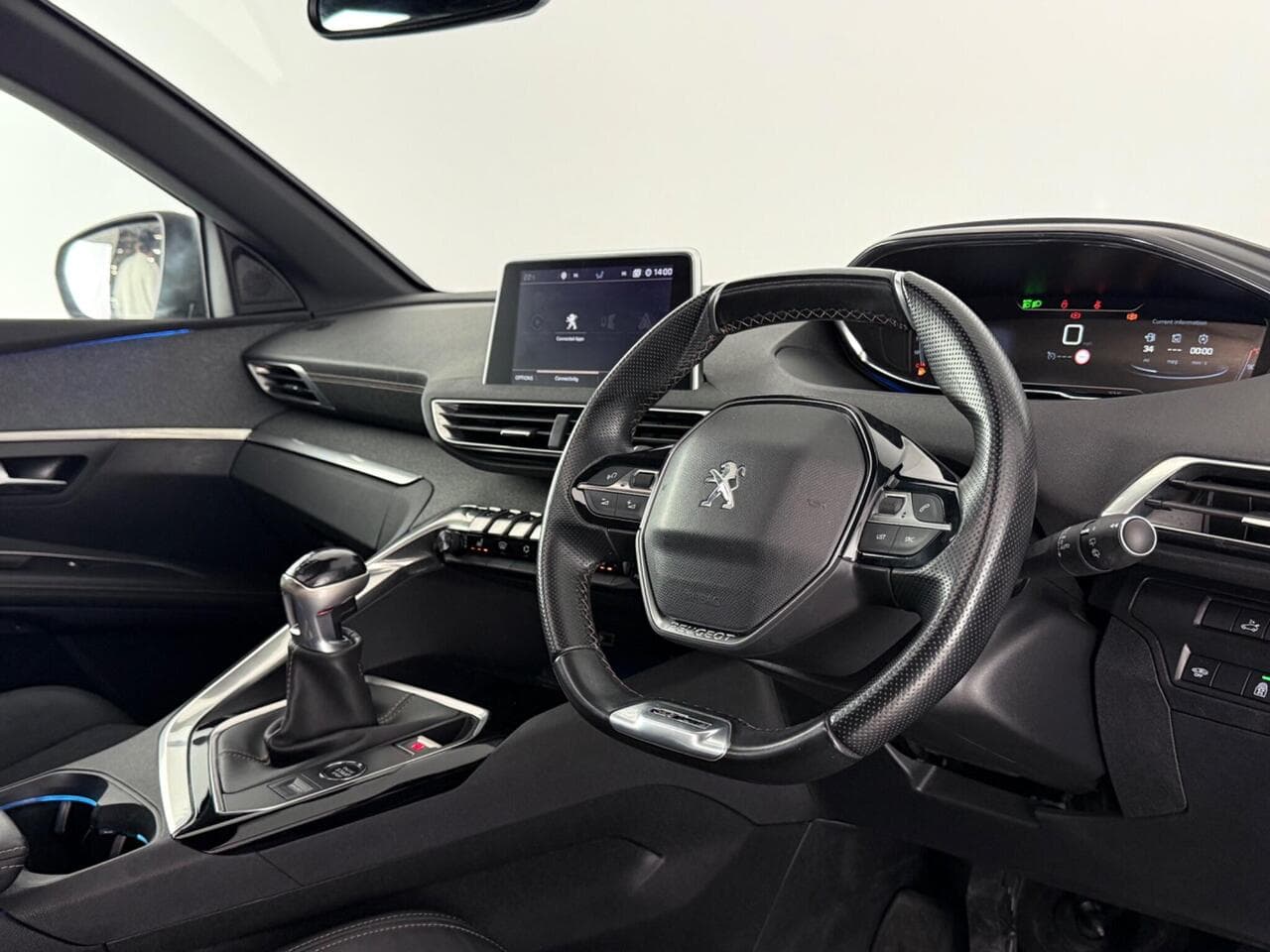 Peugeot 5008 thumbnail Interior Front