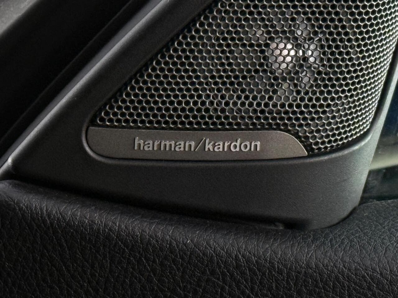 BMW 4 Series thumbnail Misc Controls