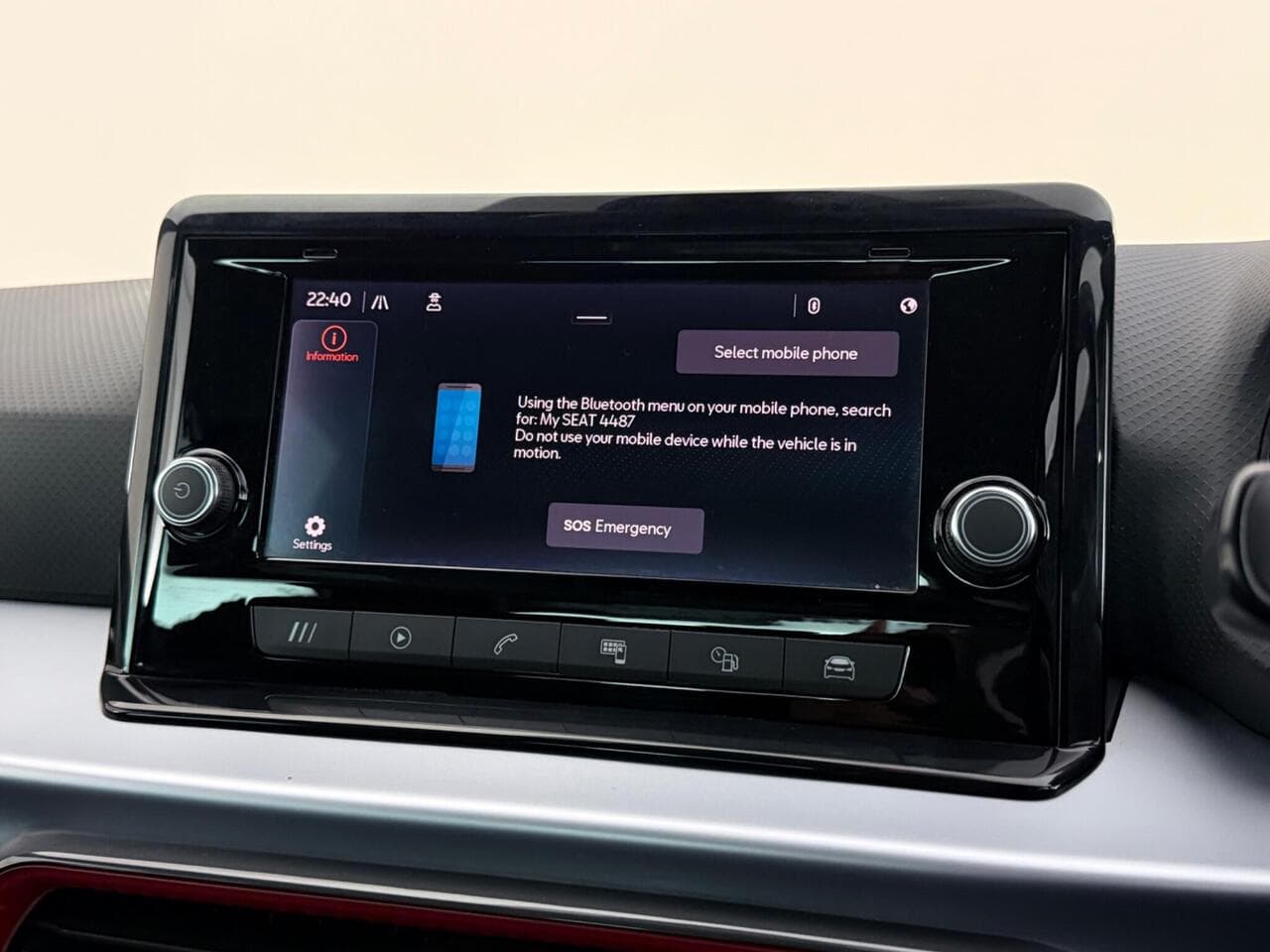 SEAT Arona thumbnail Infotainment System
